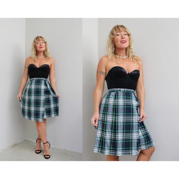 1980's Vintage Tartan Plaid & Fringe Wrap Skirt ~ Women's XXS to XS 24" Waist - Picture 1 of 10
